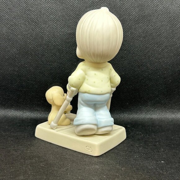 Precious Moments "Blessed are they That Overcome" figurine - Picture 2 of 4